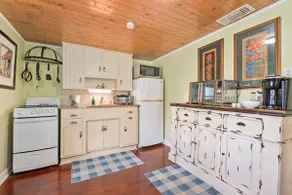 Coastal Cottage · Coastal Cottage at the Old Color - Image 5