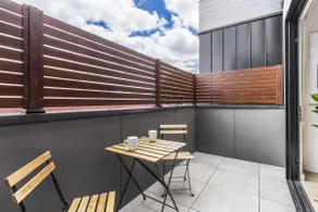 Boutique apartment in quiet, sought-after suburb - Image 5