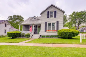 Lavish Home w / Patio - 2 kvarter till Green Lake! - Image 2