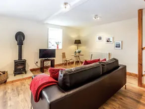 Hall Farm Cottage - Image 2