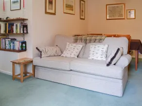 Trentham Cottage - Image 4