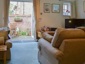 Trentham Cottage - Image 2