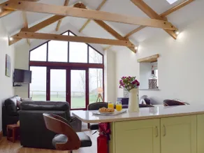 Southlands Barn - Image 4