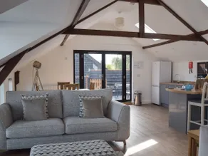 Derby's Loft - Image 2