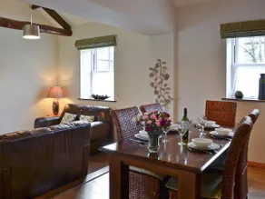 Manor Farm Cottage - Image 4