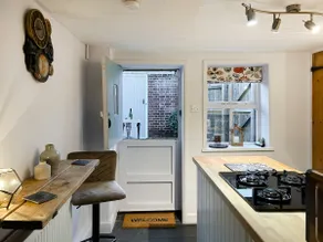 Time Cottage - Image 4