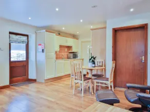 Horseshoe Cottage - Image 4