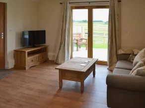 Saddlers Cottage - Image 2