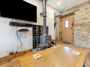 The Pig Sty - Image 5