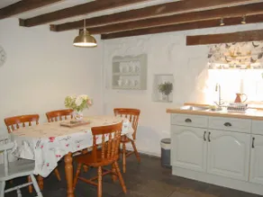 Shire Cottage - Image 5