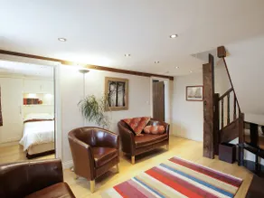 Stable Cottage - Hw7452 - Image 3