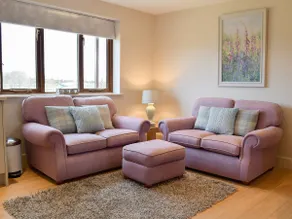 The Lodge At Elmley Meadow - Image 5