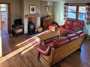 The Hen Hoose - Image 3