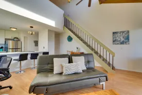 Top-Floor Kailua Bay Resort Condo w/ Ocean Views! - Image 5
