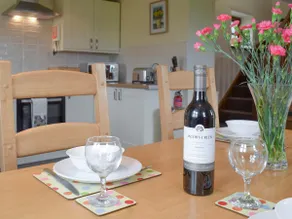 Bryncrwn Cottage - Image 4