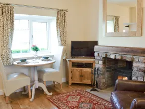 Hill View Cottage - Image 3