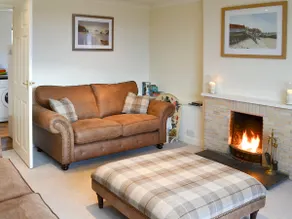 Foulden Hill Farm Cottage - Image 2