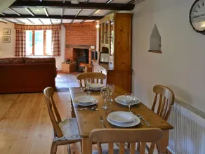 The Cottage - Image 4