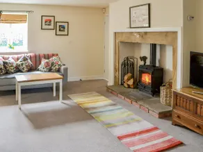 Middle Cottage - Image 3