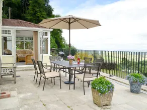 Thornhill - Image 2