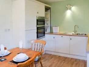 Beech End - Image 5