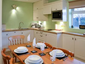 Beech End - Image 4