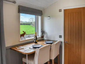Greengill Farm Shepherds Hut- Ukc3632 - Image 3