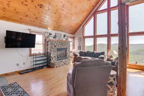 West Virginia Cabin Near Snowshoe Mountain Resort - Image 4