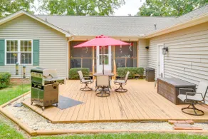 Chapin Home Near Boat Launch & Lake Murray! - Image 2