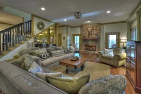Blue Ridge Manor · 6 Suites · Pool, Sauna & Dog OK - Image 2