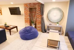 Exclusive Apt in Shaw - Image 5