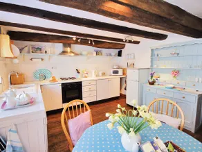 Fisherman's Cottage - Image 3