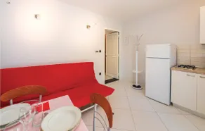 Amazing Apartment in Opatija With Wifi and 2 Bedrooms - Image 3