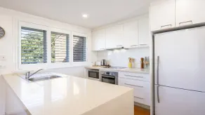 Lighthouse Unit 2 - Lifestyle Yamba - Image 3