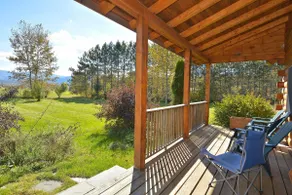 Aspen's Run: 3 br log cabin, wood stove, deck, firepit, window a/c by Stowe Country Homes - Image 5