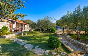 One-Bedroom Holiday Home In Konjevrate - Image 3