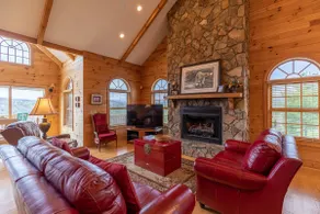 Buena Vista- 4bd / 3ba, Kamin, Whirlpool, zu Fuß zum New River - Image 2