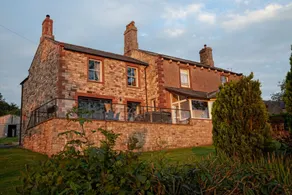 Orchard House - Image 2