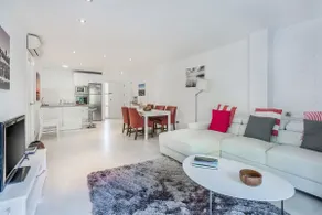 Lord Jim Pinewalk Apartment - Image 4