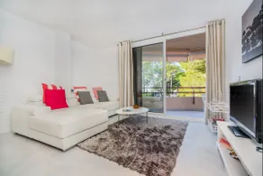 Lord Jim Pinewalk Apartment - Image 3