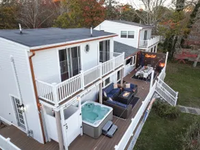 Waterfront Escape: HotTub, Pets OK, Pool Table - Image 2