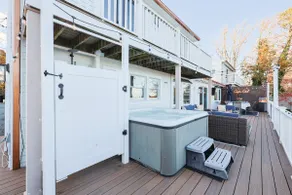 Waterfront Escape: HotTub, Pets OK, Pool Table - Image 5