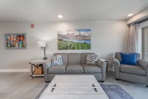 Grandview Lake 518! Condo de luxe 2bed / 1bath Waterfront, peut accueillir jusqu'à 6! - Image 2