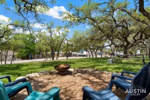 Lake Travis Glamping Walk to Lake Waterpark, Pools - Image 3