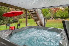 5200 sf Luxury Pocono Private Retreat med HOT TUB, SAUNA og G - Image 2