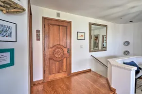 Quiet Avalon Getaway Villa w/ Ocean View & Balcony - Image 5