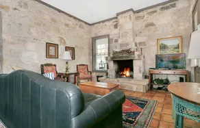 Adams Travis | 1/1 | Pet Friendly + more - Image 2