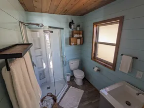 Farmhouse Cabin in the Black Hills (Cabin 1) - Image 5