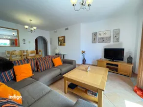Modern Duplex - Large Sunlit Terrace - BIS02 - Image 4