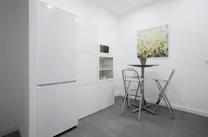 Beautifuly inredda 2 Bd Apart med privat terrass. Drottning Sofia Terrace - Image 5